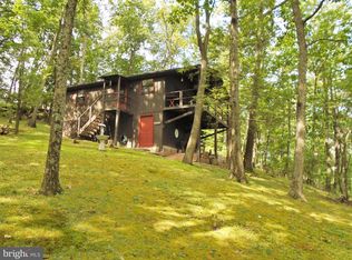557 Trapper Ridge Ln, Hedgesville, WV 25427