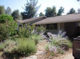13810 Deep Woods Pl, Redding, CA 96003