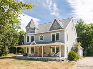 20 County Rd, Cape Neddick, ME 03902