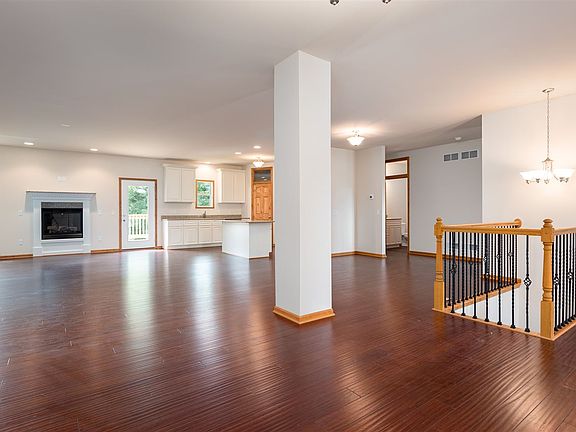 5th image of 11059 N Lake Woods