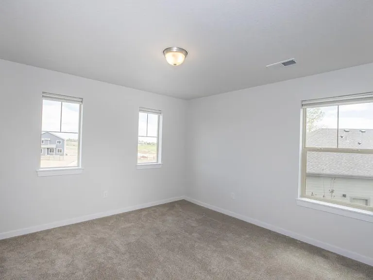 715 Lene Ln — Photo 21