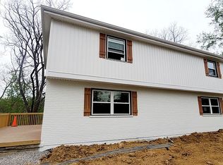 2 Valley Ln, Goshen, OH 45122