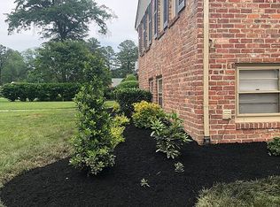 1172 Northampton Rd, Petersburg, VA 23805