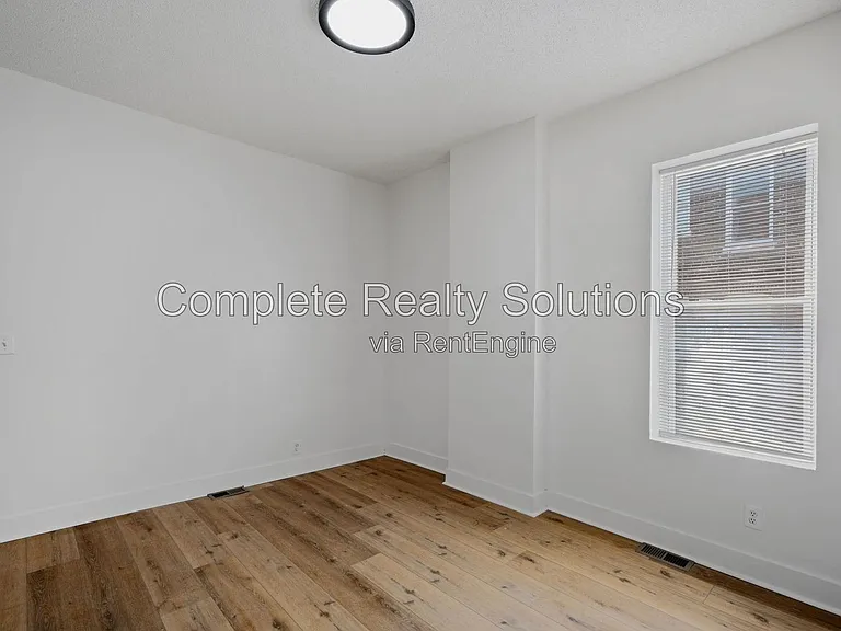 2928 Texas Ave #1F — Photo 8