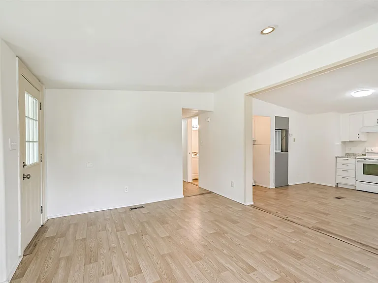 1749 Max Rd #4 — Photo 9