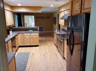 166 Rocky Top Rd #1, Hamden, CT 06514