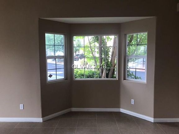 5th image of 5048 Saint Annes Dr