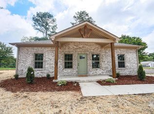 6213 County Road 200, Florence, AL 35633