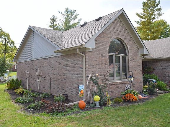 5th image of 13 Danridge Dr