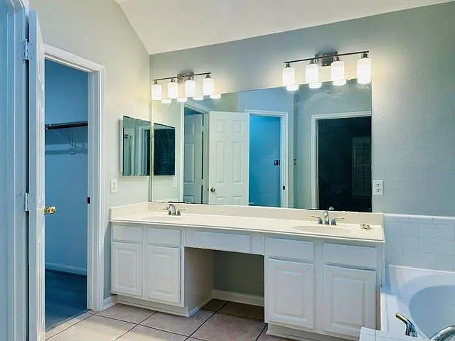 11405 White Forge Ct — Photo 21