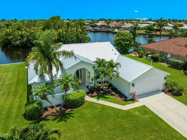2032 SE 21st Ln, Cape Coral, FL 33990