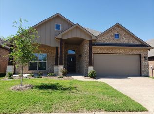 1704 Prestwick Ln, Ennis, TX 75119