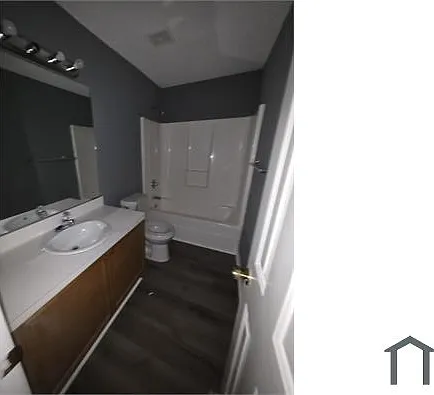 3 bed, $1,585 — Photo 3