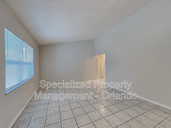 3rd image of 600 Stanford Dr