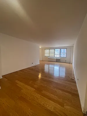 Rented by Lodger Corp | media 1