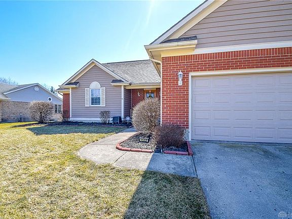 4th image of 1512 Brook Park Dr