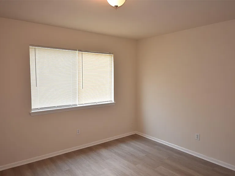 14410 Muirfield Ln — Photo 6