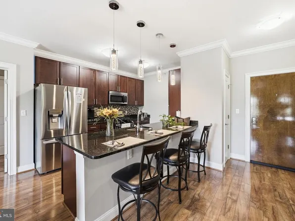 6301 Edsall Rd Unit 519, Alexandria, VA 22312