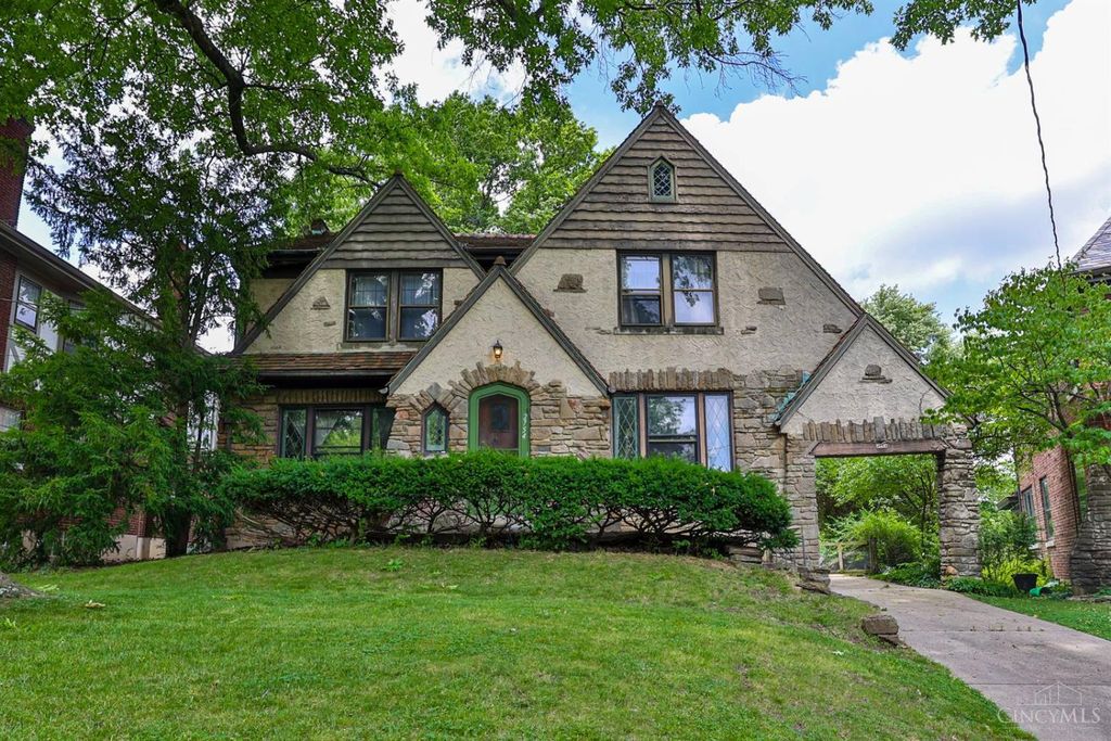 Real estate listing image