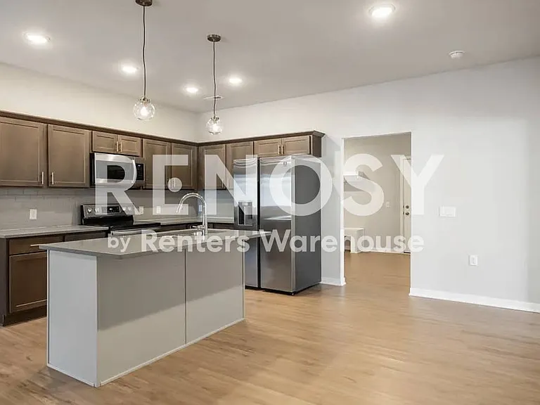 3656 NE Marissa Ln — Photo 7