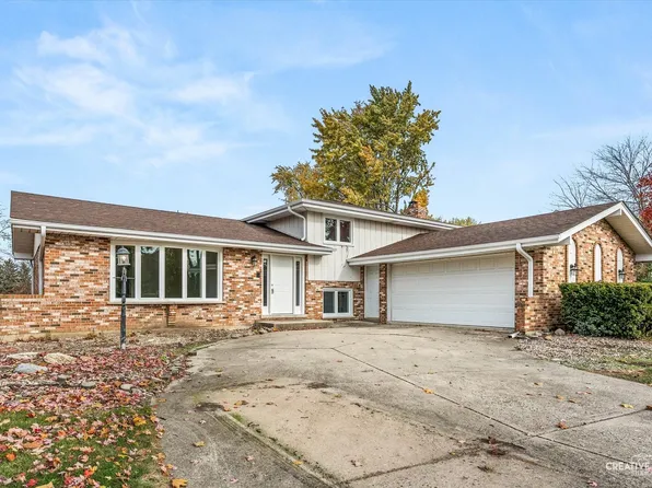 25110 W Catherine Dr, Plainfield, IL 60586