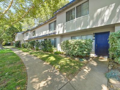 8871 Salmon Falls Dr UNIT E, Sacramento, CA, 95826