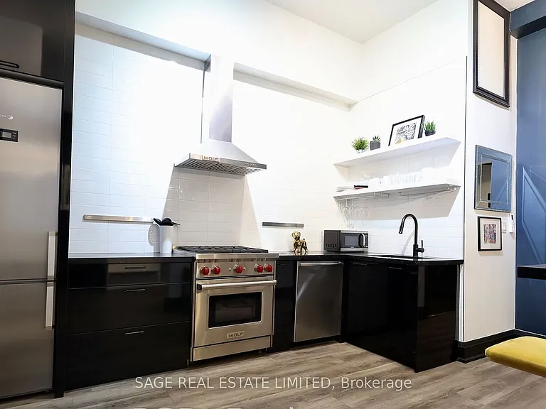 631 Queen St W #2 — Photo 10