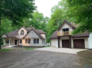 1301 County Road 2, Swanton, OH 43558