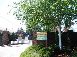 7310 N Skyview Ln APT J302, Tacoma, WA 98406