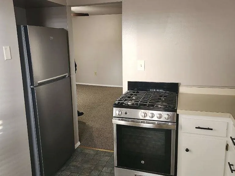 20 Washington St #2 — Photo 7
