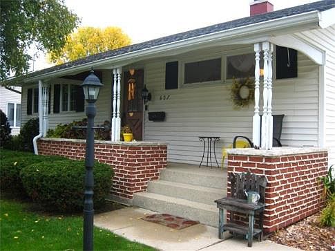 2nd image of 607 Carrington St