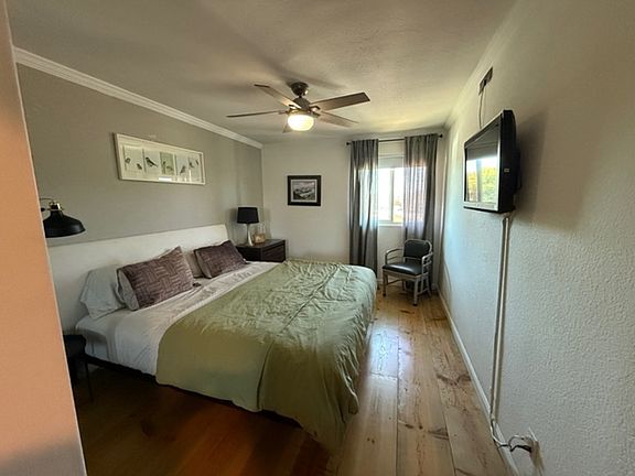 5th image of 3649 Louisiana St APT 208