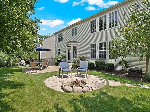 5th image of 966 Timber Lake Dr