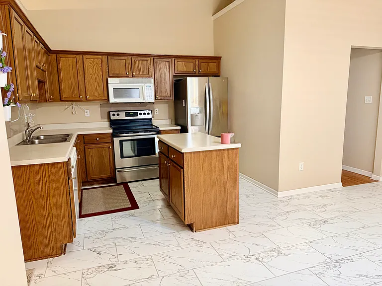 7479 Bakers Glenn Ln — Photo 6