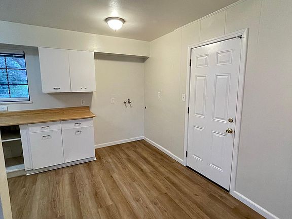 5th image of 1304 Rushden Dr