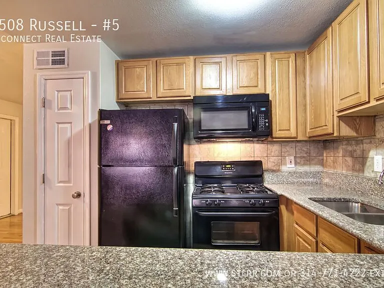 3508 Russell Blvd #5 — Photo 5