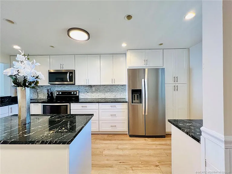 10044 S Ocean Dr #1005 — Photo 6