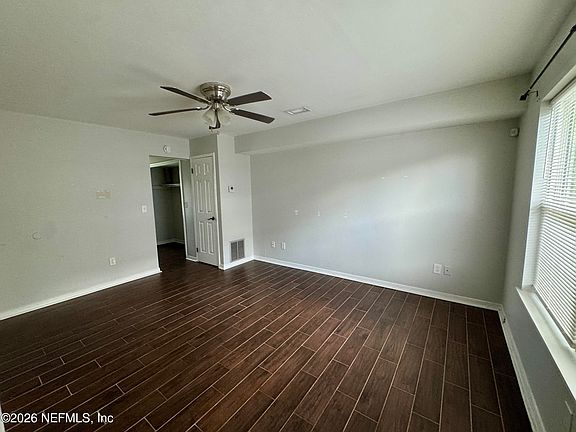 2nd image of 707 Rainer Rd #9