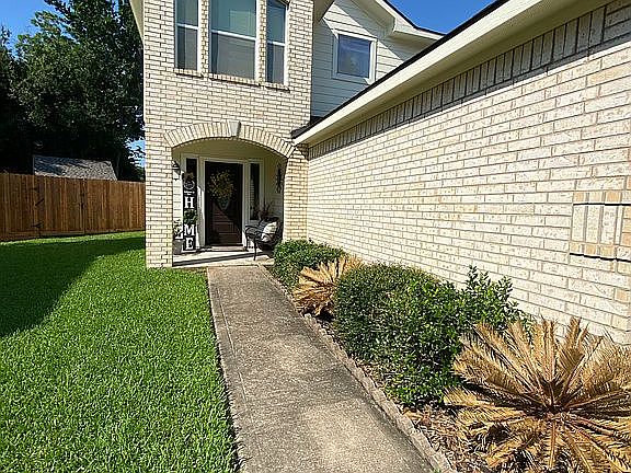 2nd image of 9654 Tierra Mountain Ct