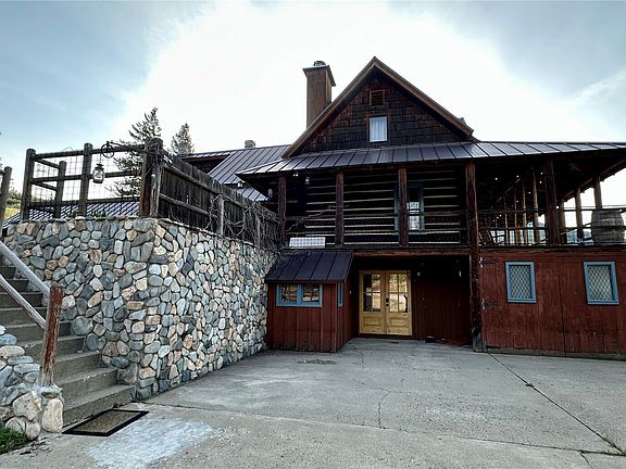 5th image of 132 Twin Lakes Road
