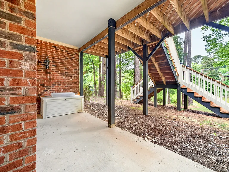 18716 Hammock Ln — Photo 49