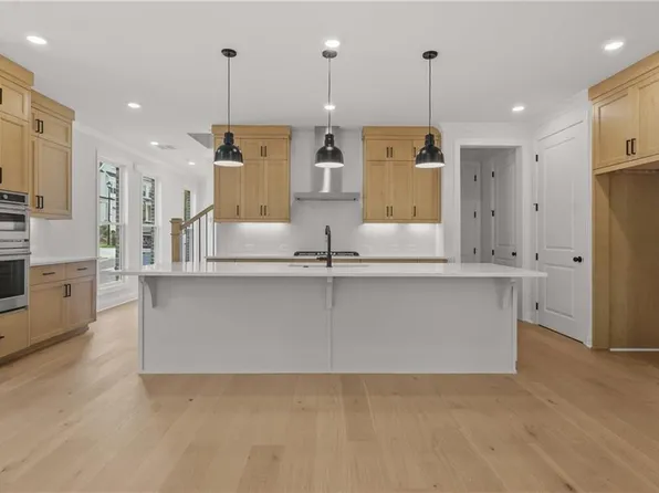 5693 Broad River Vw #443, Peachtree Corners, GA 30092