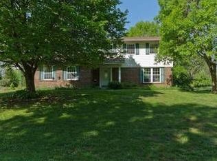 7 River Trl, Saint Charles, MO 63303