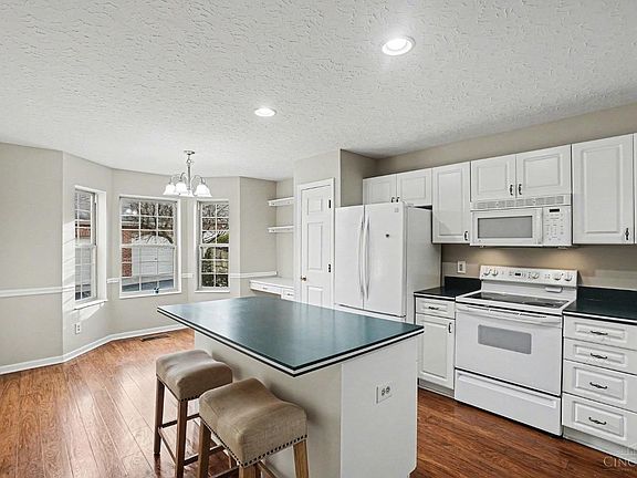 5th image of 5491 Asbury Lake Dr Unit 49