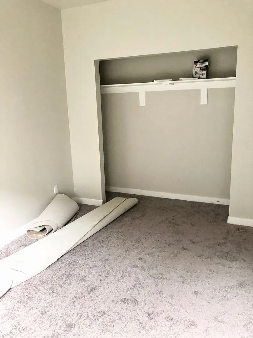 3 BD TH, Gated Community Parking in Portland! — Photo 3