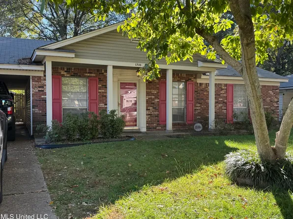 1733 Coral Hills Dr, Southaven, MS 38671