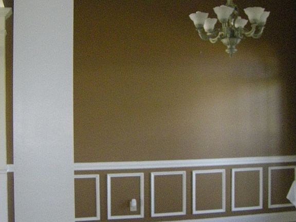 Formal dinning room