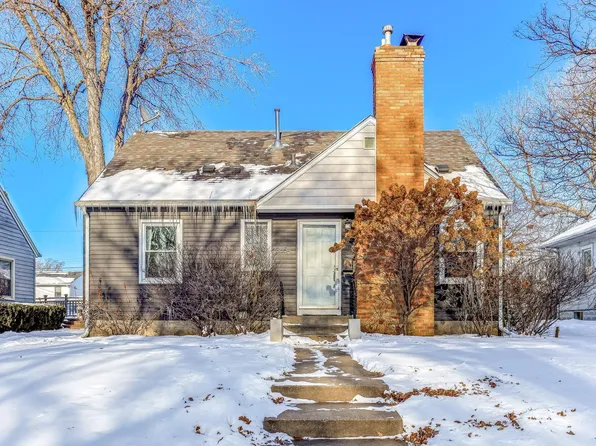 3654 Halifax Ave N, Robbinsdale, MN 55422