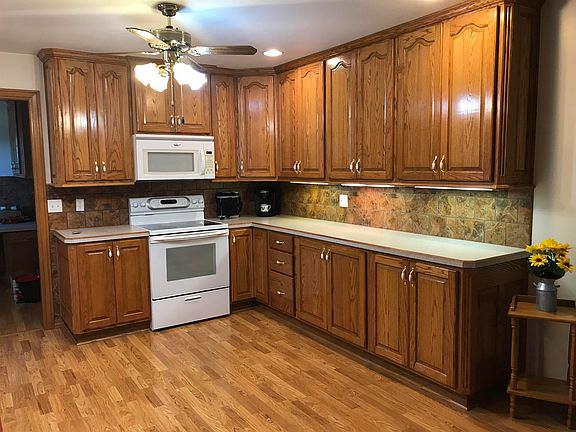 5th image of 1735 Felten Dr