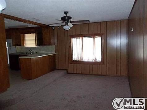 5th image of 725 Davis Blvd